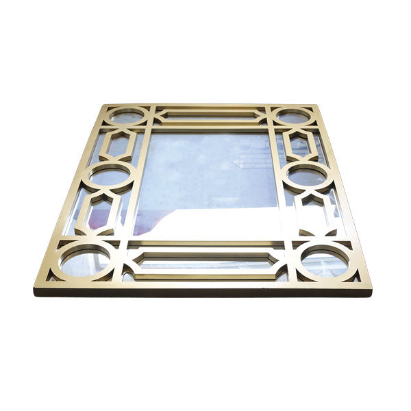 Espejo decorativo dorado