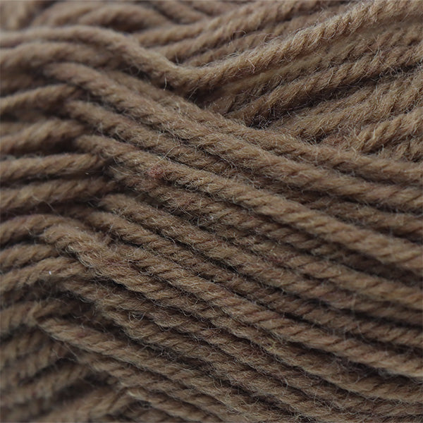 Lana en rollo café 30 gramos