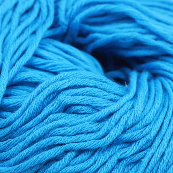 Lana algodón en rollo Celeste 50gramos