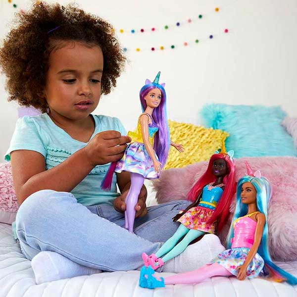 Muñeca Barbie Dreamtopia Unicornio Cuerno Rosa