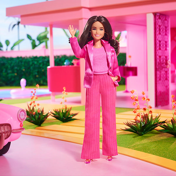 Barbie la película gloria atuendo rosa