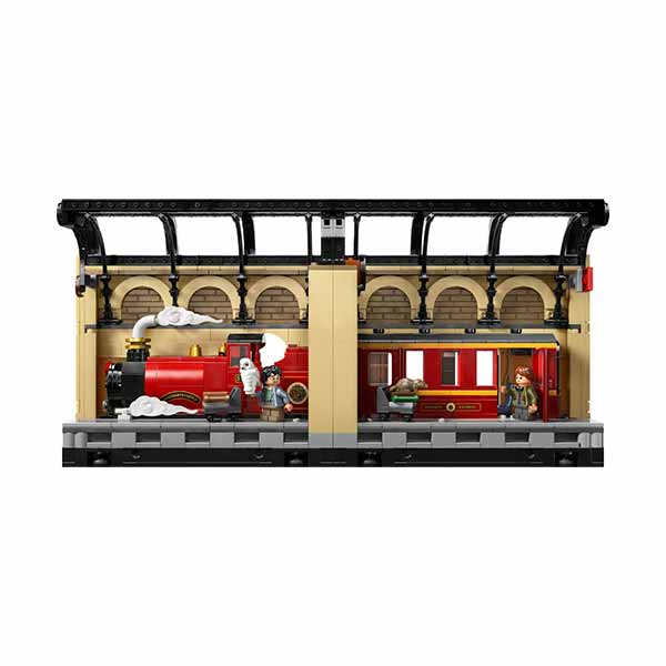 76450 Rincón entre Libros: Expreso de Hogwarts™ (832 piezas)