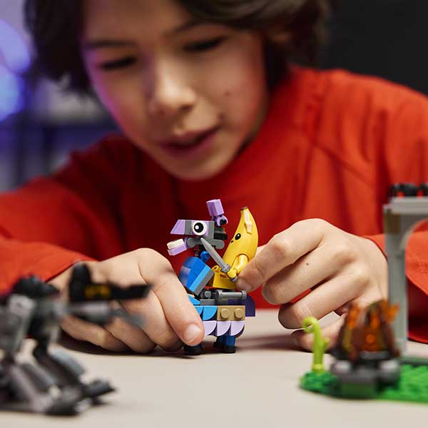 77075 Campamento de Banano y Bujía (250 piezas)