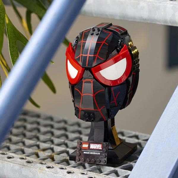 76329 Máscara de Miles Morales (487 piezas)