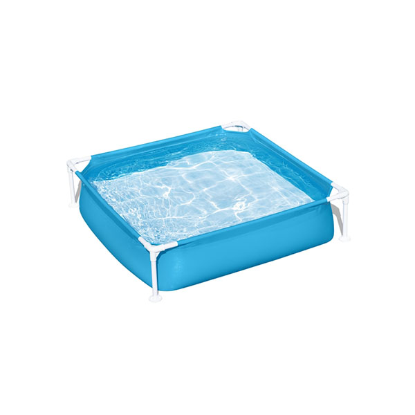 Piscina con marco