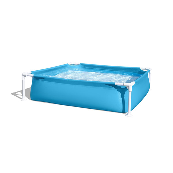 Piscina con marco