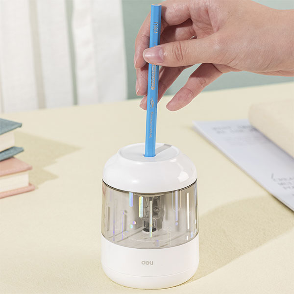 Tajador eléctrico color blanco