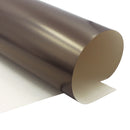 Cartulina satinada café oscuro en pliego de 23 x 2