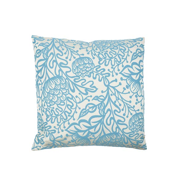 Cojín decorativo celeste