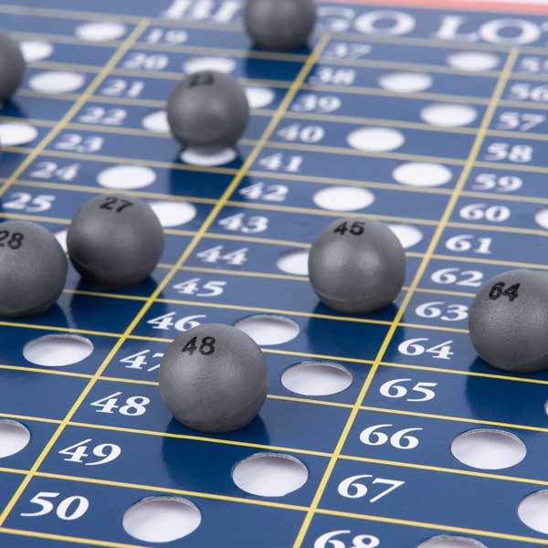 Juego de mesa bingo con tómbola