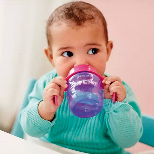 Beberito boquilla suave con asas 7oz