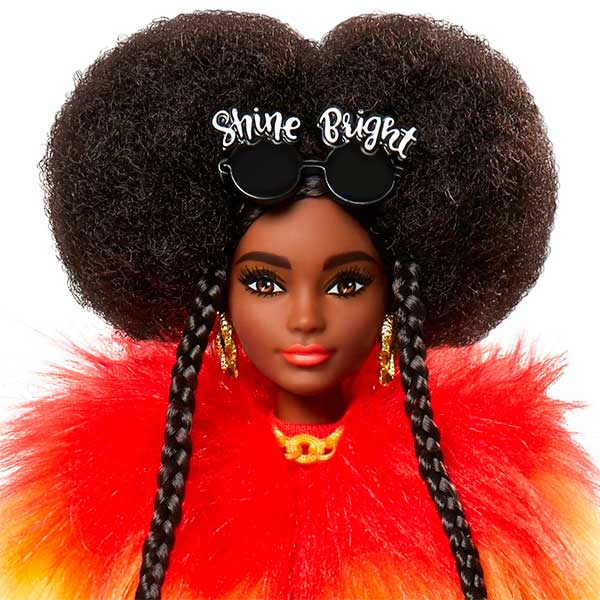Barbie EXTRA Muñeca Abrigo de Arcoiris