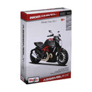Motocicleta 1:12 Ducati Diavel Carbon para armar