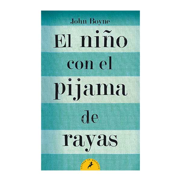 Niño con el pijama de rayas
